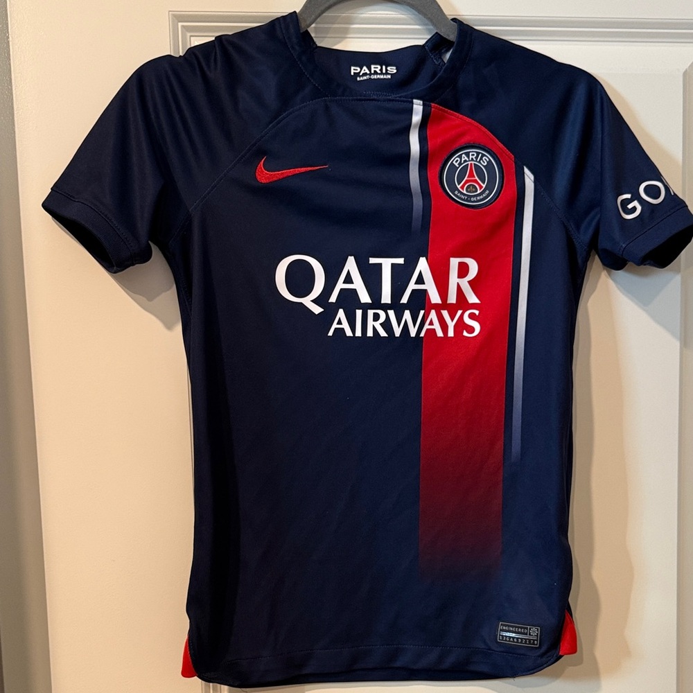 PARIS Saint-Germain Soccer Jersey!
